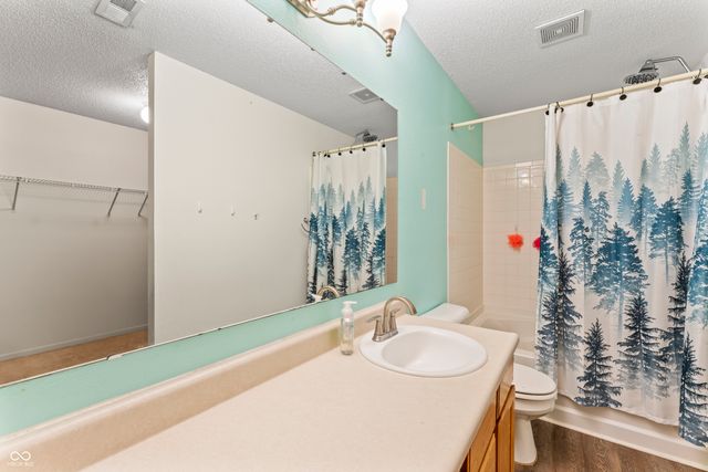 6911 Woodland Heights Drive, Avon, IN 46123