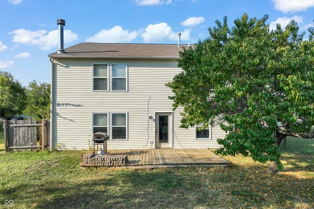 6911 Woodland Heights Drive, Avon, IN 46123