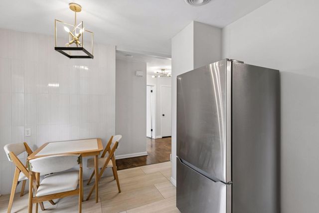 1257 Smith Avenue S, West Saint Paul, MN 55118