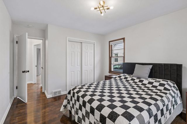 1257 Smith Avenue S, West Saint Paul, MN 55118