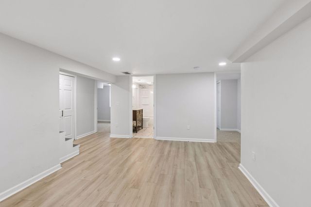 1257 Smith Avenue S, West Saint Paul, MN 55118