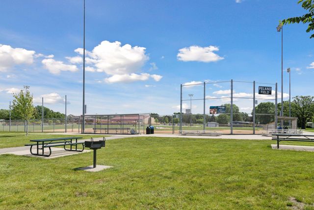 1257 Smith Avenue S, West Saint Paul, MN 55118