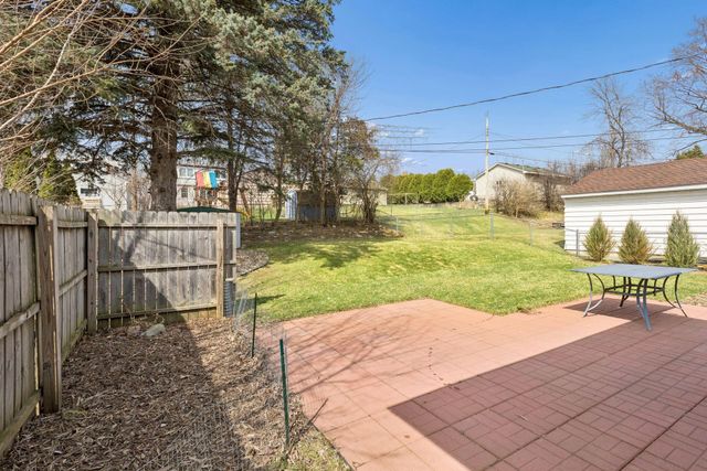 1257 Smith Avenue S, West Saint Paul, MN 55118