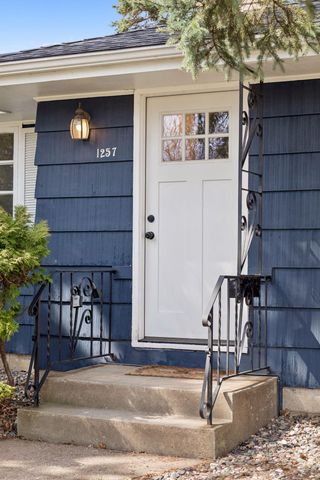 1257 Smith Avenue S, West Saint Paul, MN 55118