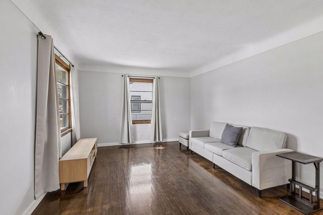 1257 Smith Avenue S, West Saint Paul, MN 55118