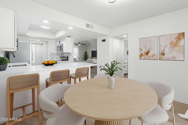 2544 W CAMPBELL Avenue 43, Phoenix, AZ 85017