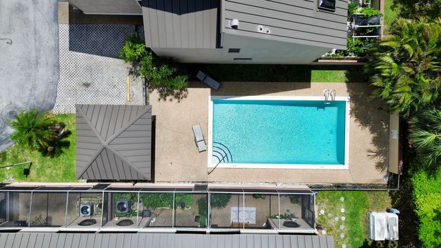 11698 NW 20th Drive, Coral Springs, FL 33071