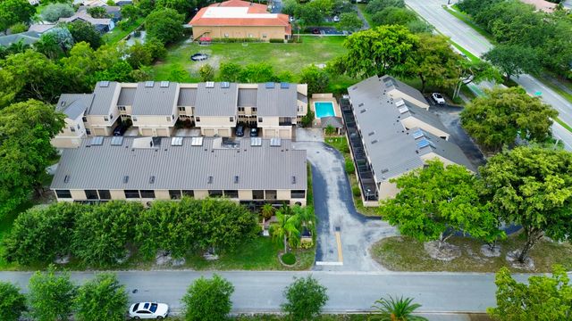 11698 NW 20th Drive, Coral Springs, FL 33071