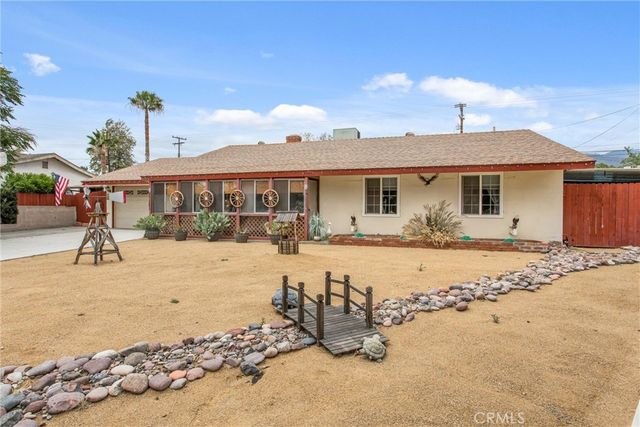 26252 Croydon St, Highland, CA 92346