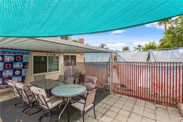 26252 Croydon St, Highland, CA 92346