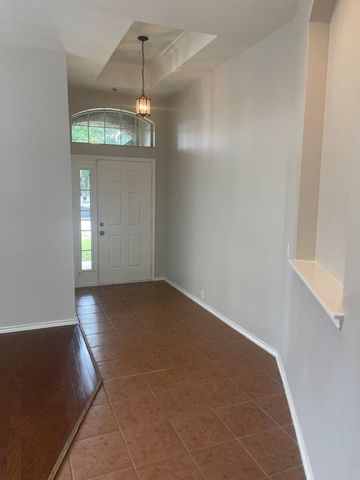 2811 Darby Brook Drive, Fresno, TX 77545