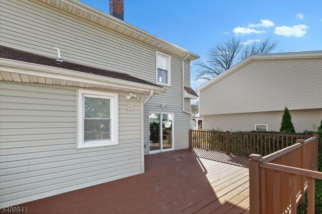 24 Rosalie St, Fair Lawn Boro, NJ 07410