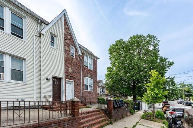 9035 198th Street, Hollis, NY 11423