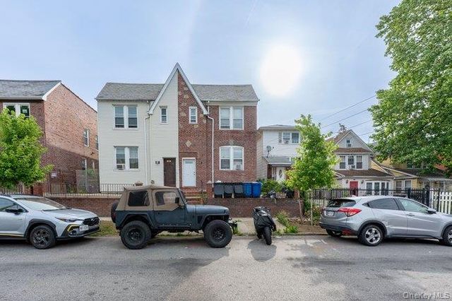 9035 198th Street, Hollis, NY 11423