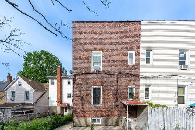 9035 198th Street, Hollis, NY 11423