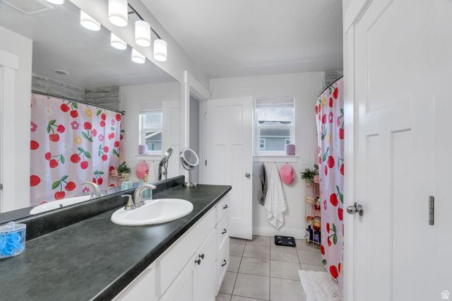 199 W SILVER SPRINGS DR, Vineyard, UT 84059