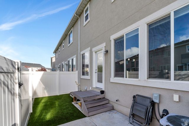 199 W SILVER SPRINGS DR, Vineyard, UT 84059