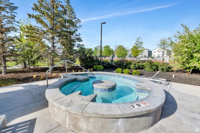 199 W SILVER SPRINGS DR, Vineyard, UT 84059