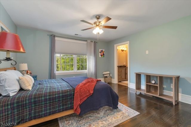 33 Still Hollow Rd, Tewksbury Twp., NJ 08833