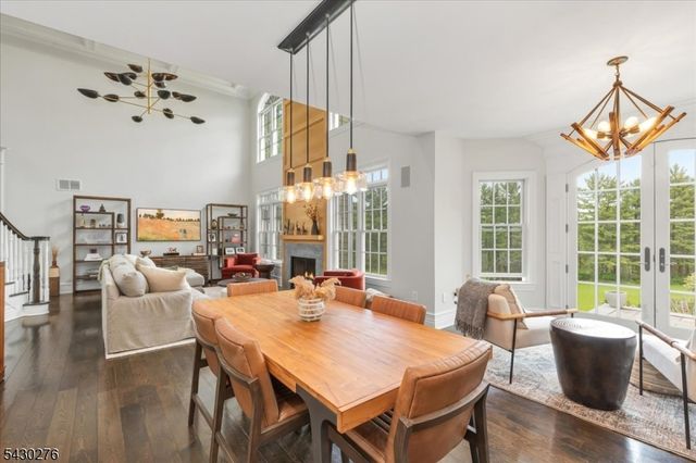 33 Still Hollow Rd, Tewksbury Twp., NJ 08833