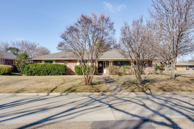 2422 Nottingham Place, Grand Prairie, TX 75050
