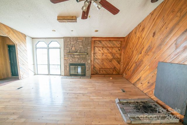 2258 Sweet Maple Place, Lenoir, NC 28645