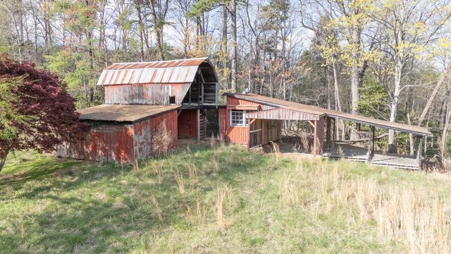 2258 Sweet Maple Place, Lenoir, NC 28645