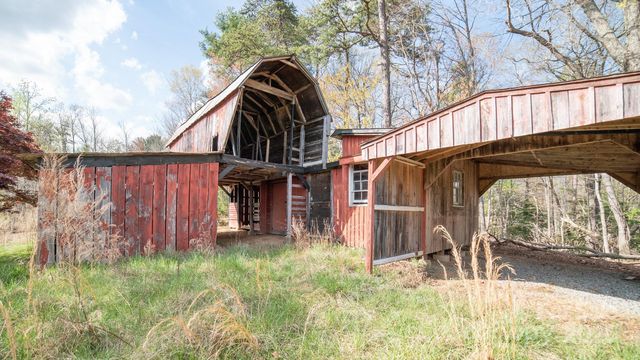 2258 Sweet Maple Place, Lenoir, NC 28645