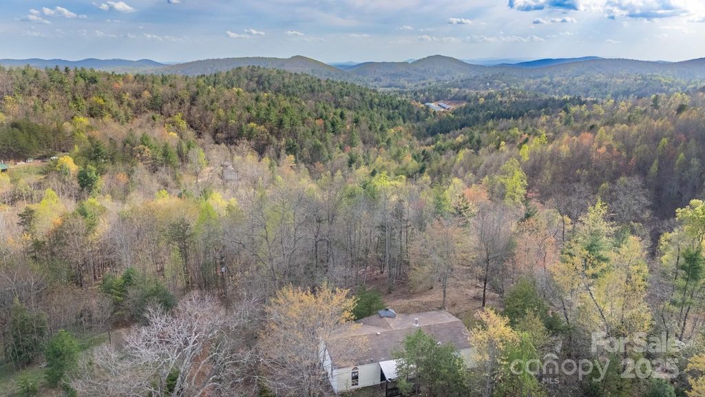 2258 Sweet Maple Place, Lenoir, NC 28645