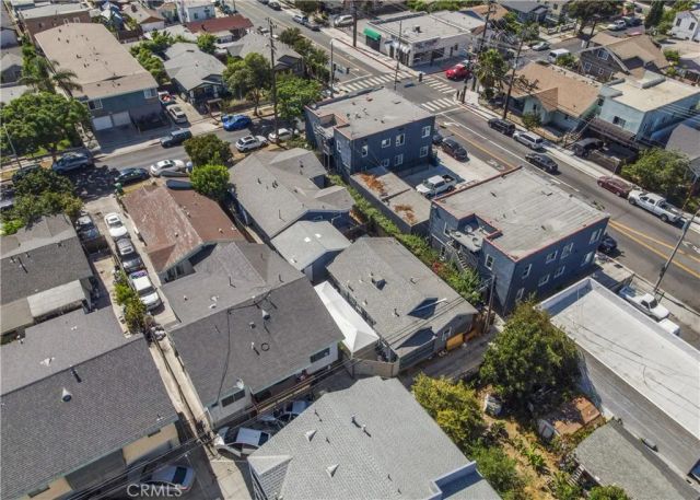 932 Walnut, Long Beach, CA 90813