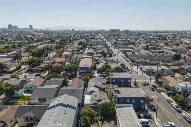 932 Walnut, Long Beach, CA 90813