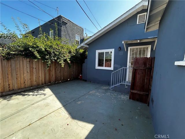 932 Walnut, Long Beach, CA 90813