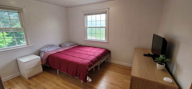 1727-1729 Sunnyside Drive, Kalamazoo, MI 49048