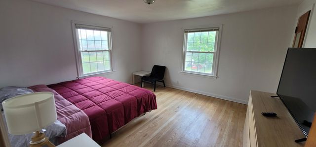 1727-1729 Sunnyside Drive, Kalamazoo, MI 49048