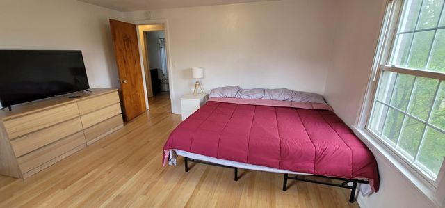 1727-1729 Sunnyside Drive, Kalamazoo, MI 49048