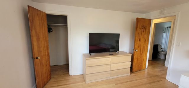 1727-1729 Sunnyside Drive, Kalamazoo, MI 49048