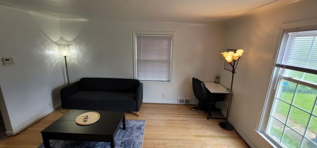 1727-1729 Sunnyside Drive, Kalamazoo, MI 49048