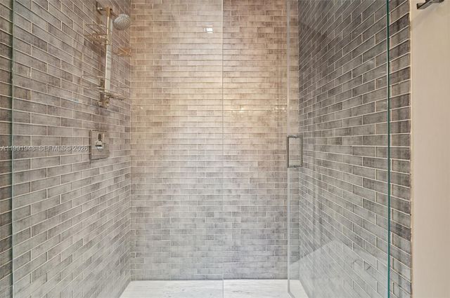 13633 Deering Bay Dr 225, Coral Gables, FL 33158