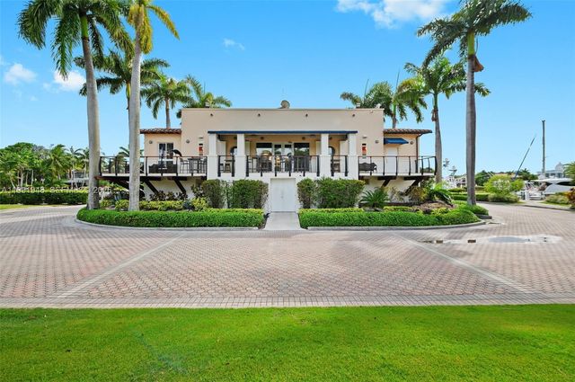 13633 Deering Bay Dr 225, Coral Gables, FL 33158