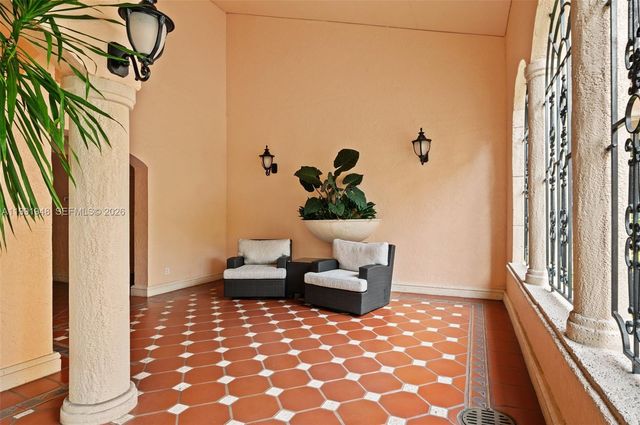 13633 Deering Bay Dr 225, Coral Gables, FL 33158