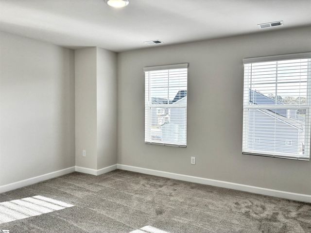 1422 Johnstone Drive, Reidville, SC 29375