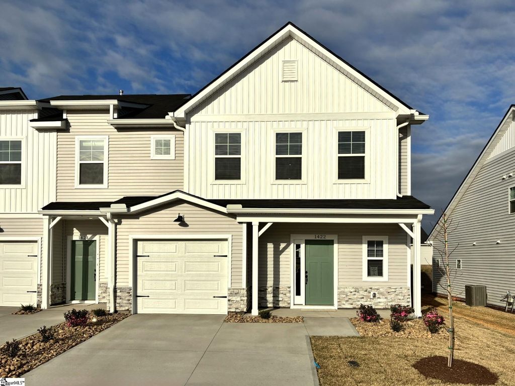 1422 Johnstone Drive, Reidville, SC 29375