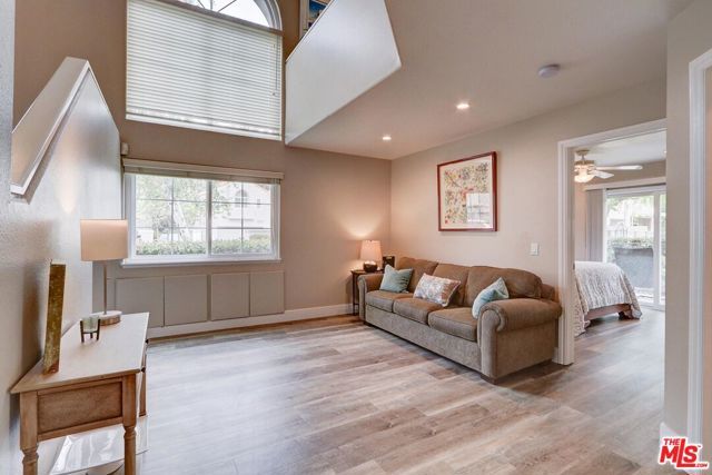 22348 Heritage Pass Place, Chatsworth (los Angeles), CA 91311