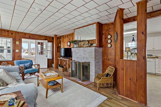 142 Silver Beach Avenue, North Falmouth, MA 02556