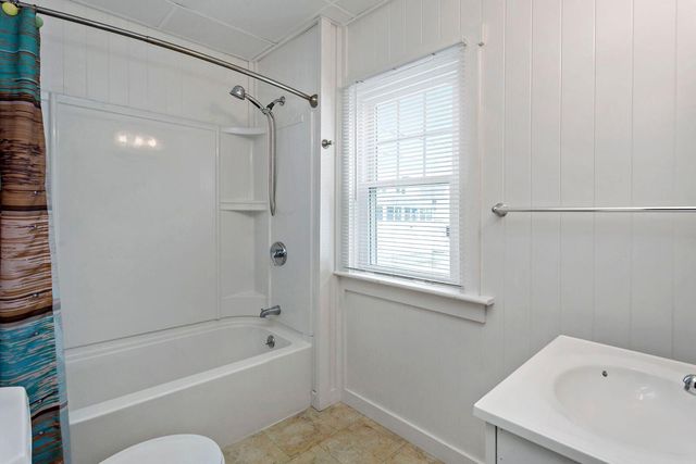 142 Silver Beach Avenue, North Falmouth, MA 02556