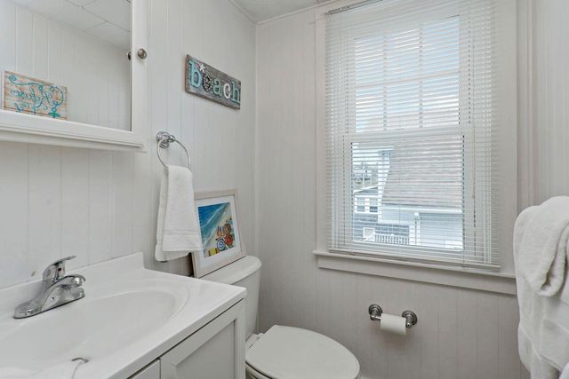 142 Silver Beach Avenue, North Falmouth, MA 02556