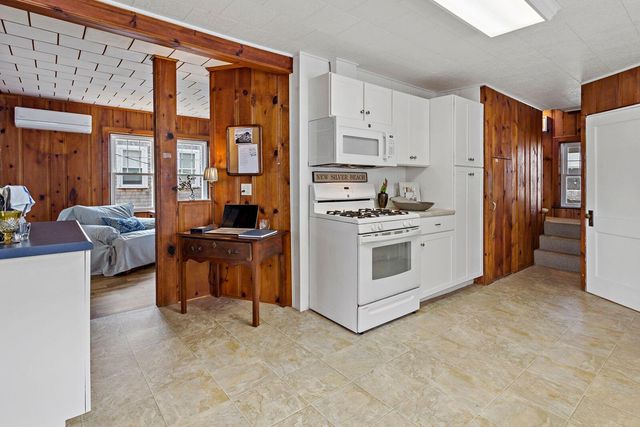 142 Silver Beach Avenue, North Falmouth, MA 02556