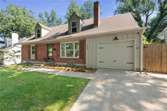 9025 Holly Street, Kansas City, MO 64114