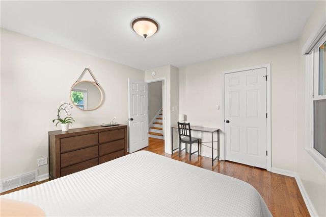 9025 Holly Street, Kansas City, MO 64114