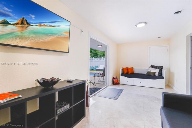 5500 FILLMORE ST, Hollywood, FL 33021